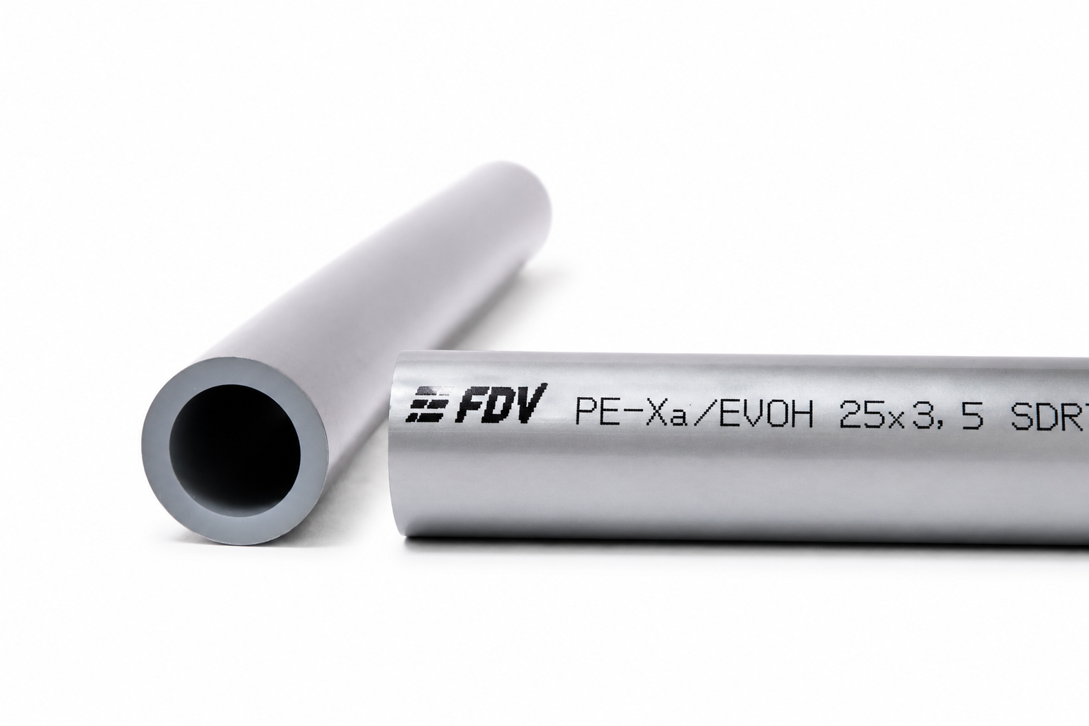 Труба PE-Xa/EVOH 25х3.5 из сшитого полиэтилена с кислородным барьером EVOH, универсальная, серая (бухта 50м.)