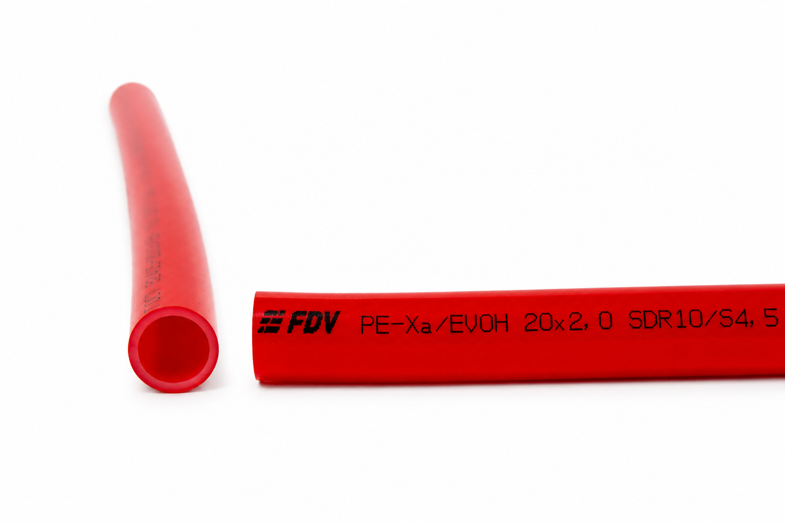 Труба PE-Xa/EVOH 20х2.0 из сшитого полиэтилена с кислородным барьером EVOH, красная (бухта 500м.)